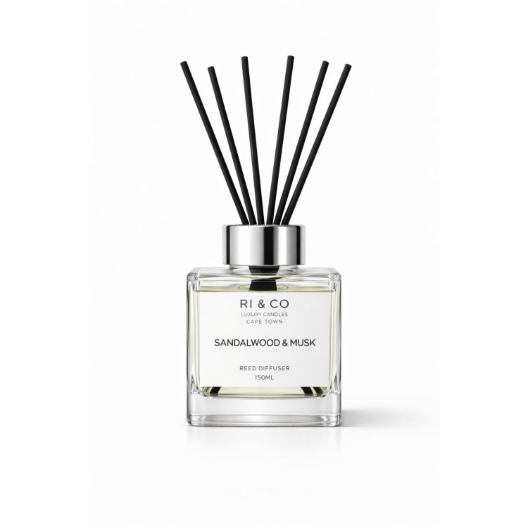 RI & CO Sandalwood & Musk Reed Diffuser 150ml luxury home fragrance