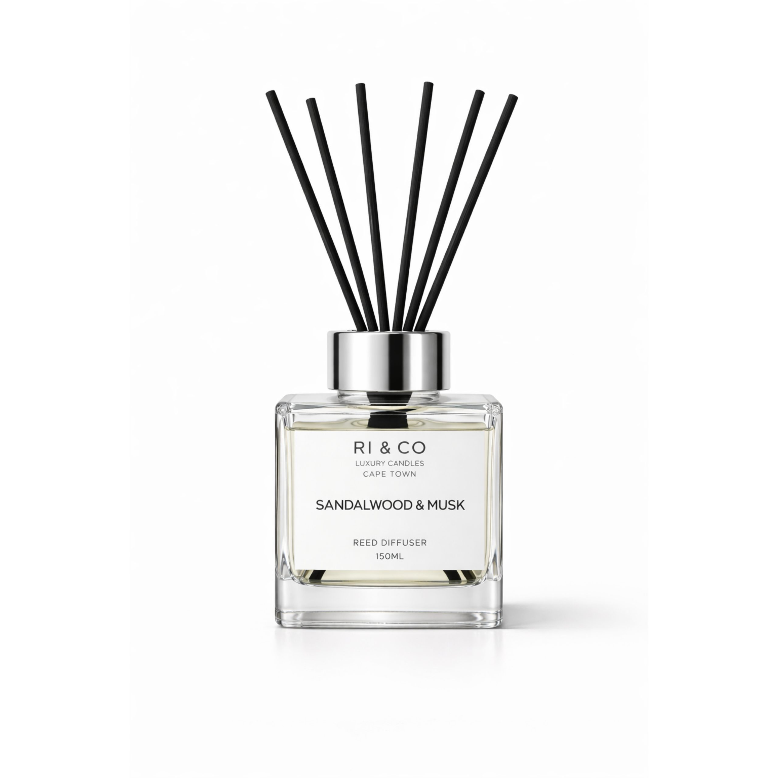 RI & CO Sandalwood & Musk Reed Diffuser 150ml luxury home fragrance