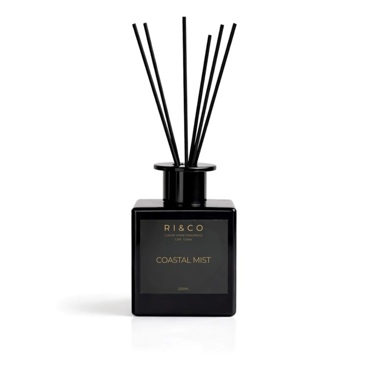 Coastal Mist reed diffuser by riandco luxury candles