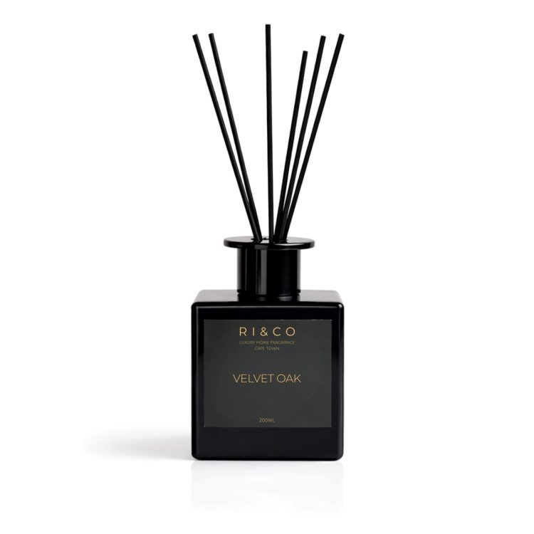 Velvet Oak reed diffuser by riandco luxury candles